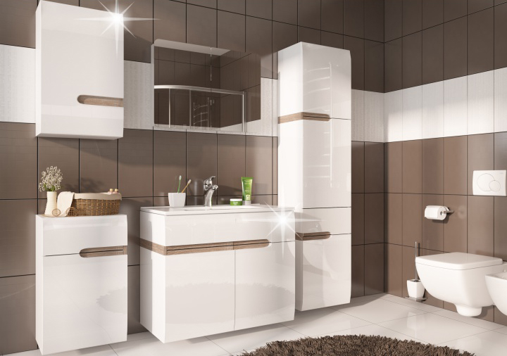 krásna kúpelňa s bielym lesklým nábytkom a hnedými obkladačkami 