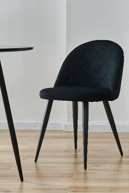 Jedálenská stolička Senuri (čierna)