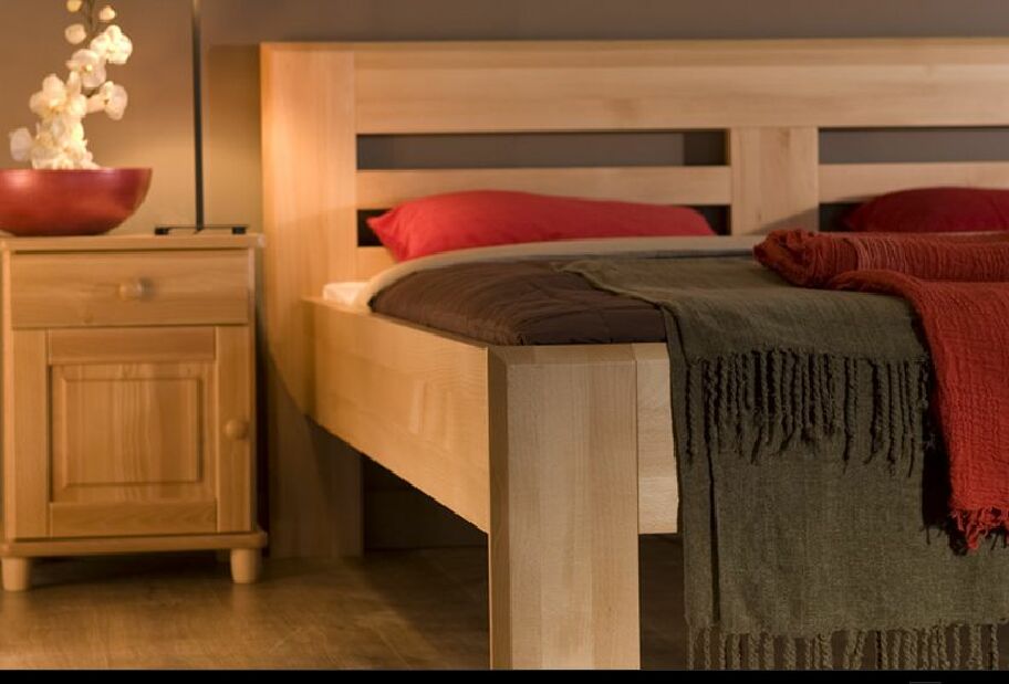 Manželská posteľ 180 cm LK 101 (masív)