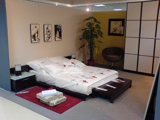 ložnice v japonském stylu