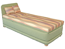 Jednolôžková posteľ (váľanda) 80 cm Emily 80 (s molitanovým matracom)