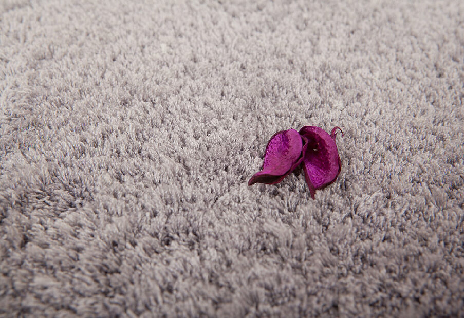 Ručne všívaný koberec Velvet 500 Silver 80x150 cm *bazár