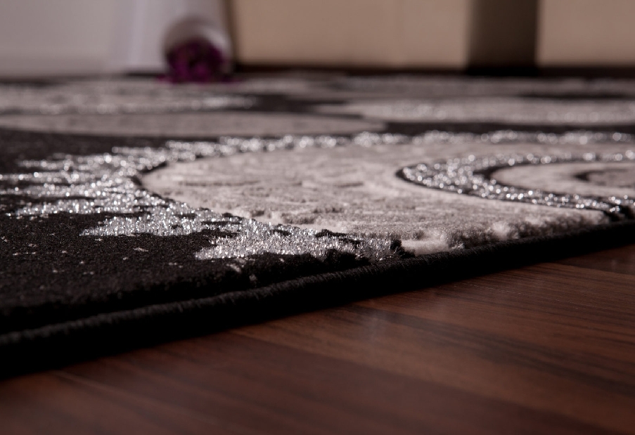 Kusový koberec Aura 770 Black