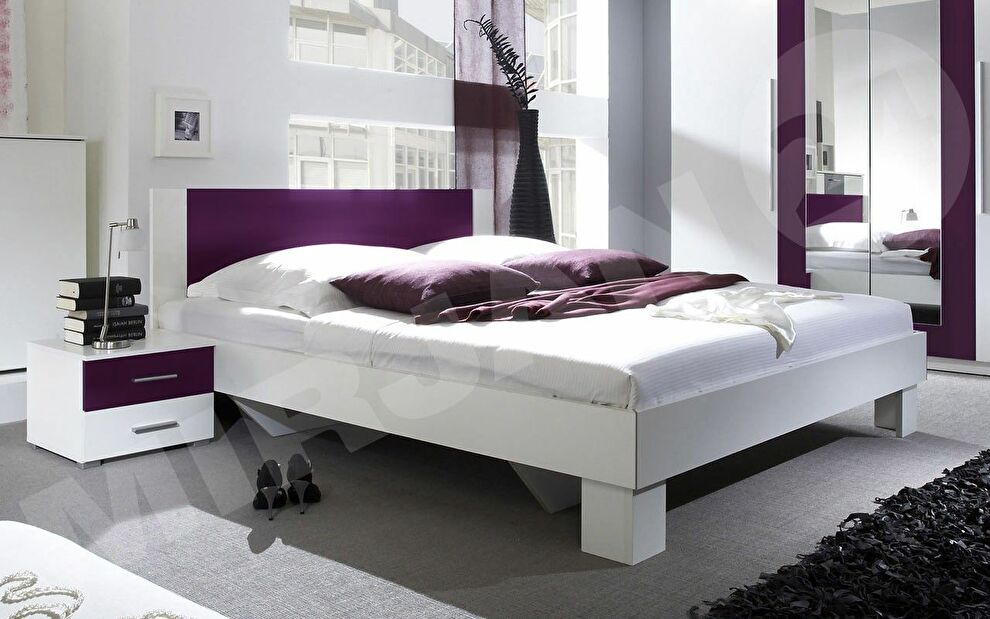 Manželská posteľ 180 cm + nočné stolíky Vesa *výpredaj