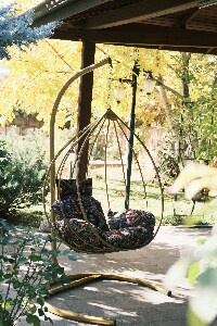 Záhradná hojdacia stolička Druket (viacfarebné)