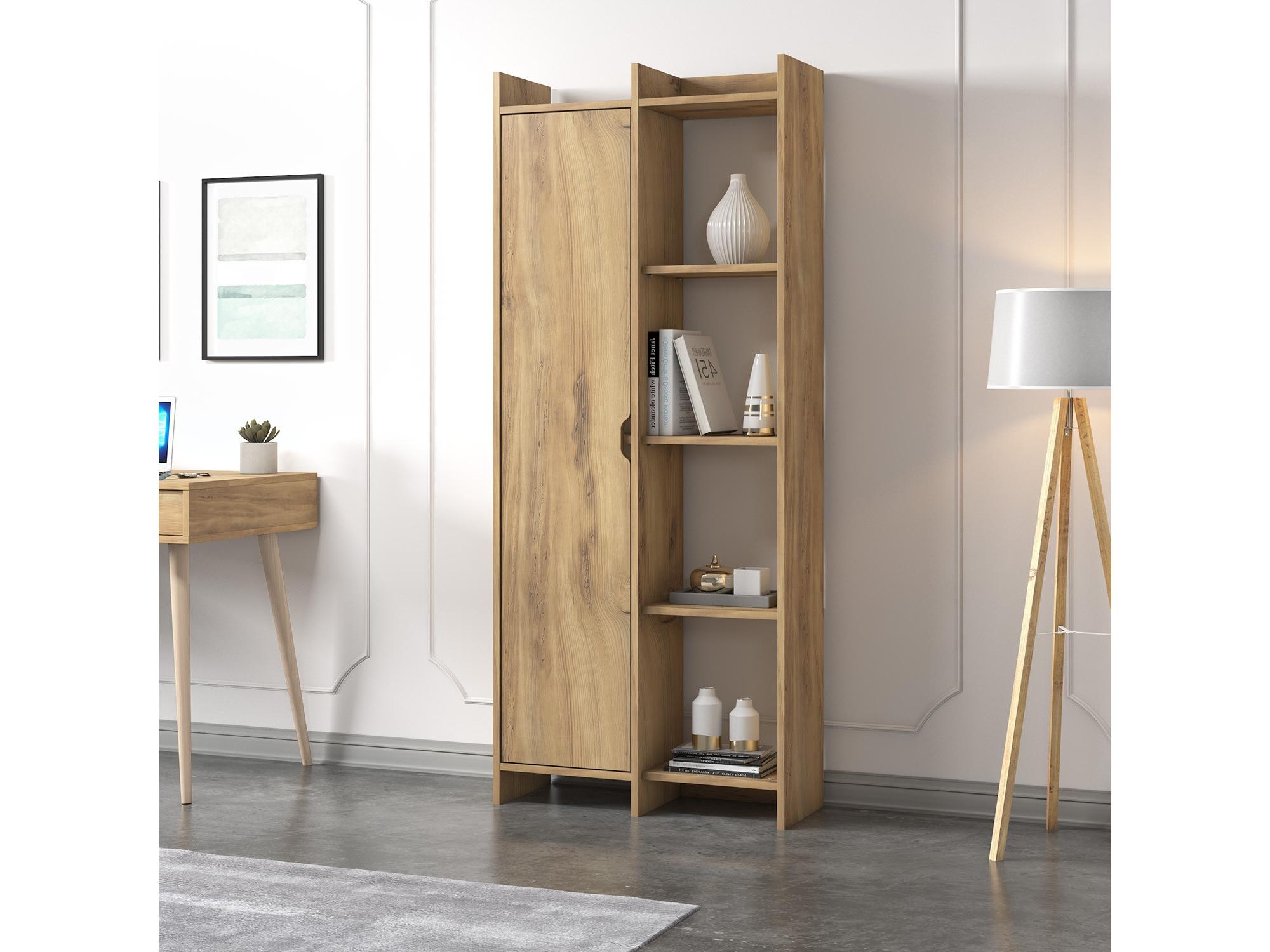 Policová skriňa Ofende (dub)